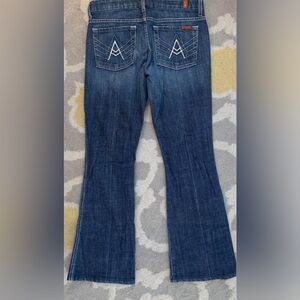 7 for all Mankind Women’s A pocket jeans size 27 good condition.